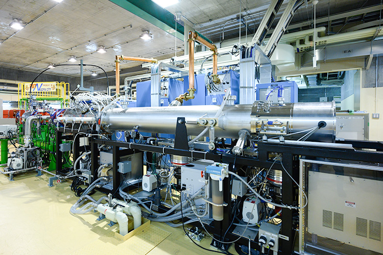 Injector (Ion Source, Linac)